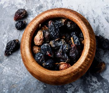 Uzagrotrade Dried dogrose rosehips 1